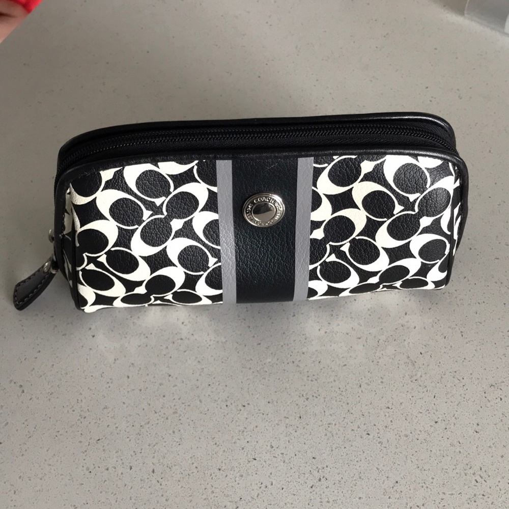 Coach Make up clutch
